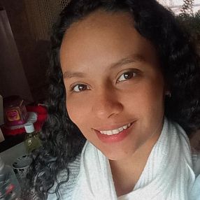 Jaqueline, Babá em Balneário Gaivota
