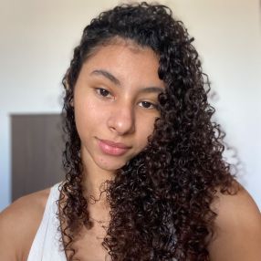 Emilly, Babá em Quixeramobim