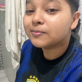 Kesiane, Babá em Extrema