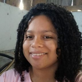 Roberta, Babá em Itamaraju