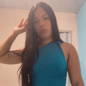 Larissa, Babá em Goiana