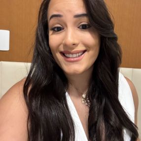 Stephany, Babá em Contagem