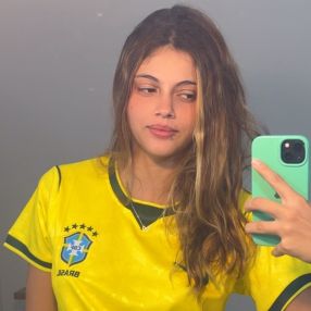 Mikaeli, Babá em Baixo Guandu