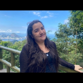 Michele, Babá em Nova Friburgo
