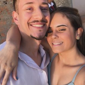 Leticia, Família em Franca