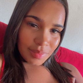 Júlia, Babá em Condado