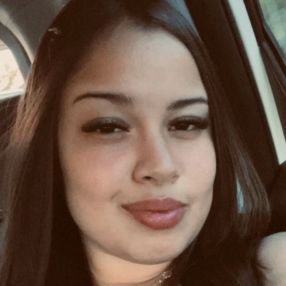 Letícia, Babá em Alumínio