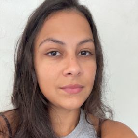 Nubia, Babá em São Sebastião