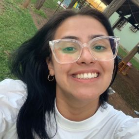 RAIANE, Babá em São Borja
