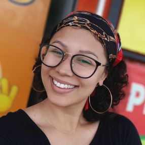 Olivia, Babá em Taubaté