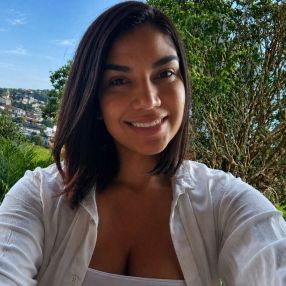 Érica, Babá em Valença