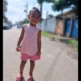 Ingrid, Família em Magé