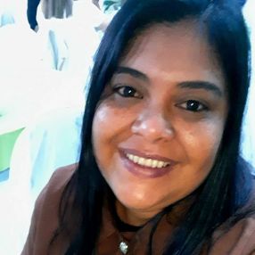 Carla, Babá em Guapimirim