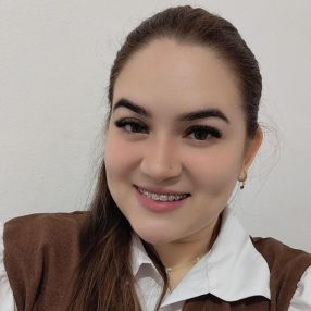 Thainah, Babysitter in Votorantim
