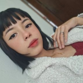 Yasmin, Babá em Pará de Minas