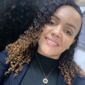 Stefani, Babá em Gravataí