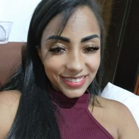 Joyce, Babá em Santa Isabel