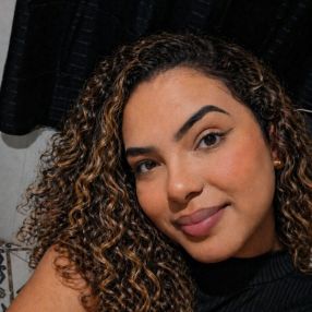 Jayane, Babá em São José do Vale do Rio Preto
