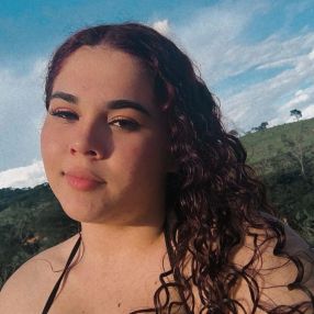 EMILLY, Babá em Espírito Santo do Pinhal