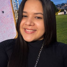 Mikaelly, Babá em Bento Gonçalves