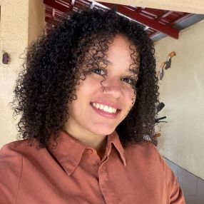Andressa, Babá em Aparecida de Goiânia
