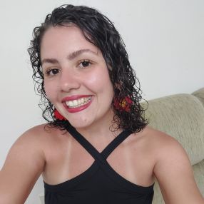 Ayla, Babysitter in Jaú