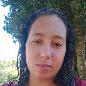 Nataline, Babá em Extrema