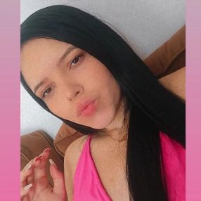Yara, Babysitter in Coronel Fabriciano