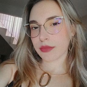 Laura, Babá em Barra Mansa