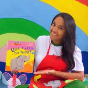 Beatriz, Babysitter in São Paulo