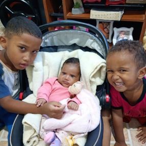 Letícia, Família em Monte Mor