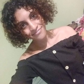 Vanessa, Babá em Barra Mansa