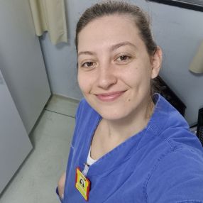 MARIA, Babá em Franca