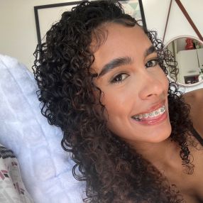 Larissa, Babá em Guarujá