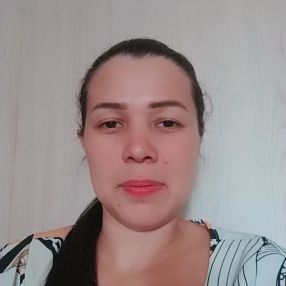 Mayara, Babá em Várzea Grande