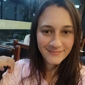 Gabriela, Babá em Umuarama