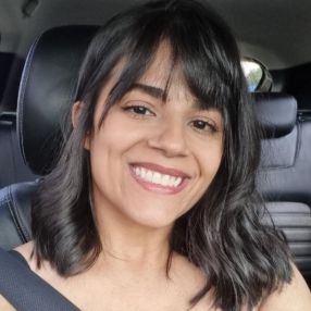 Sheila, Babá em Amparo