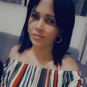 Fabiane, Babá em Betim