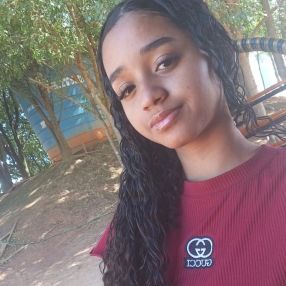 Aline, Babá em Itaberaí
