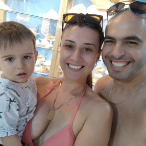 Ronaldo, Family in Laguna
