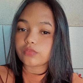 Erica, Babá em Brotas