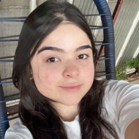 Sofia, Babá em Paranavaí