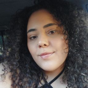 Mayara, Babá em Londrina