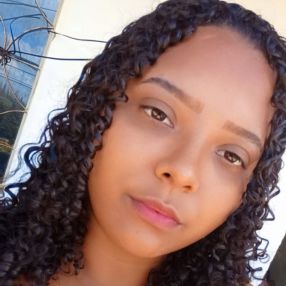 Gabriela, Babá em Belo Oriente