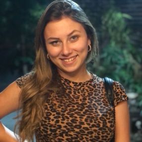 Nathalia, Babysitter in São José dos Pinhais