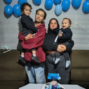 Caroline, Família em Pelotas