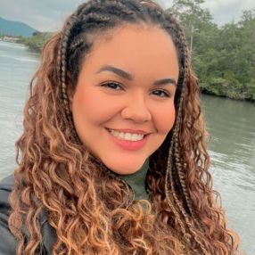 DORALICE, Babá em Guarujá