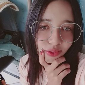 Caroline, Babá em Mafra
