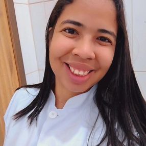 Larissa, Babá em Irecê
