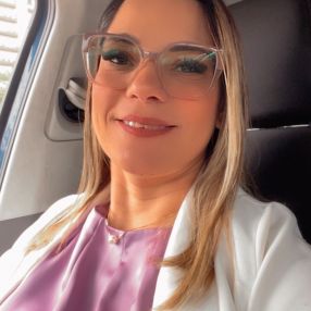 Fabiana, Babá em Belford Roxo